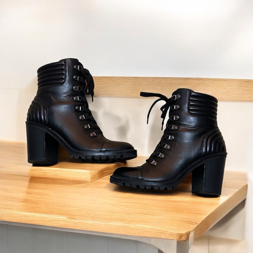 Guess boots Black leather size 10W